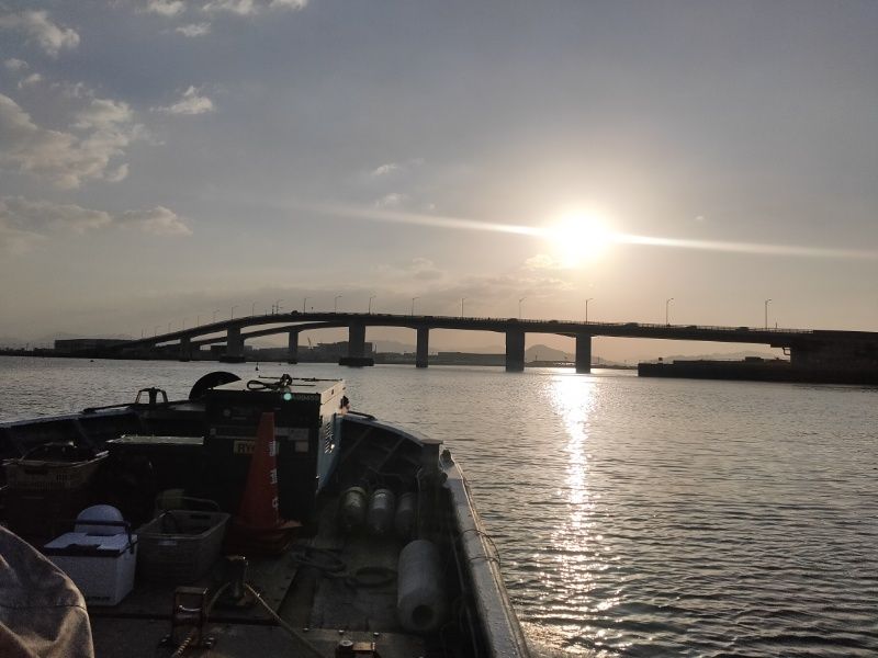 船上からの作業